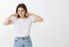 Szumy uszne - objawy i leczenie tej przypadłości